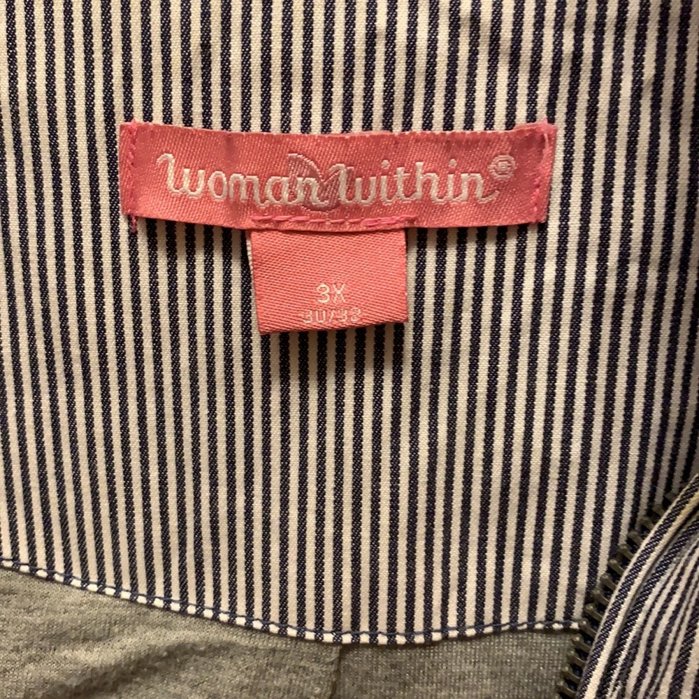 Striped jacket - Picture 2 of 10